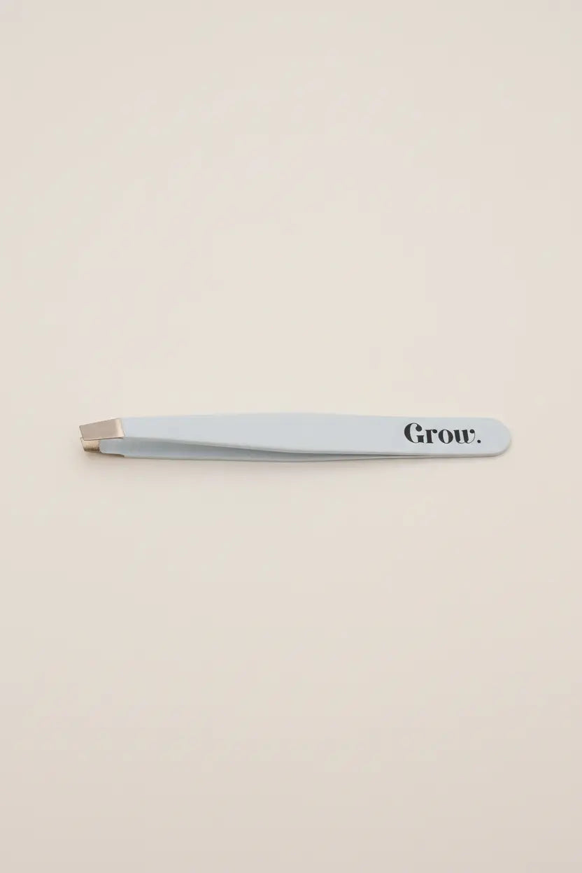 Pince à épiler Grow France - accessoire beauté vegan
